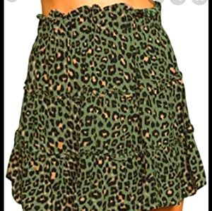 Leopard High Waisted Pleated A-line Shirt